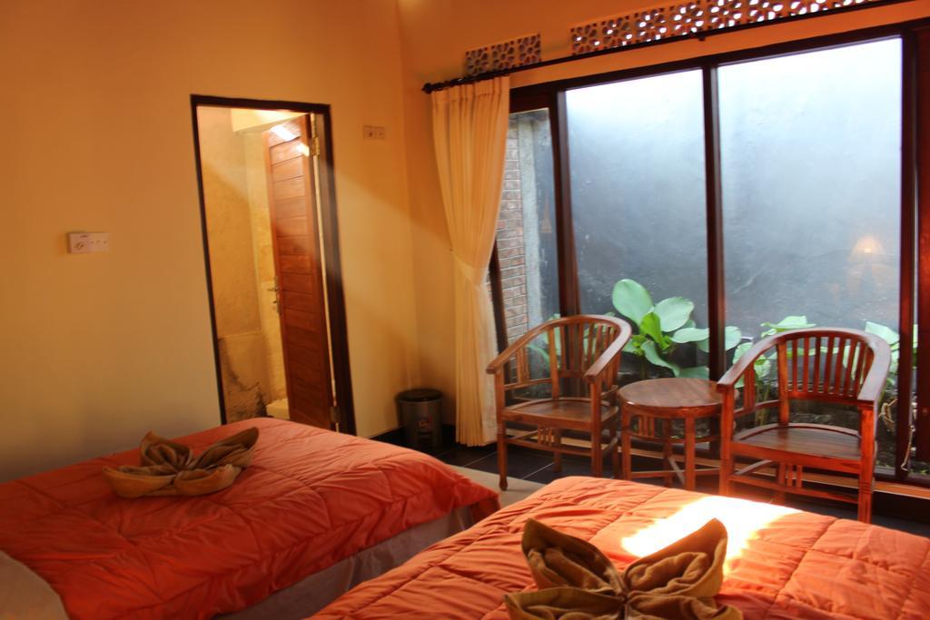 Ary House Gasthof 2*